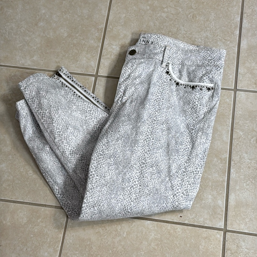 White House Black Market cropped pants.  Size 12S